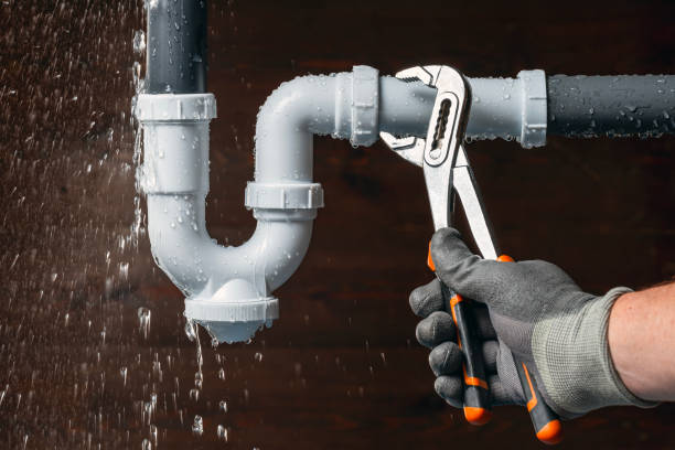 Professional Emergency Plumber technician working in Marianna, PA